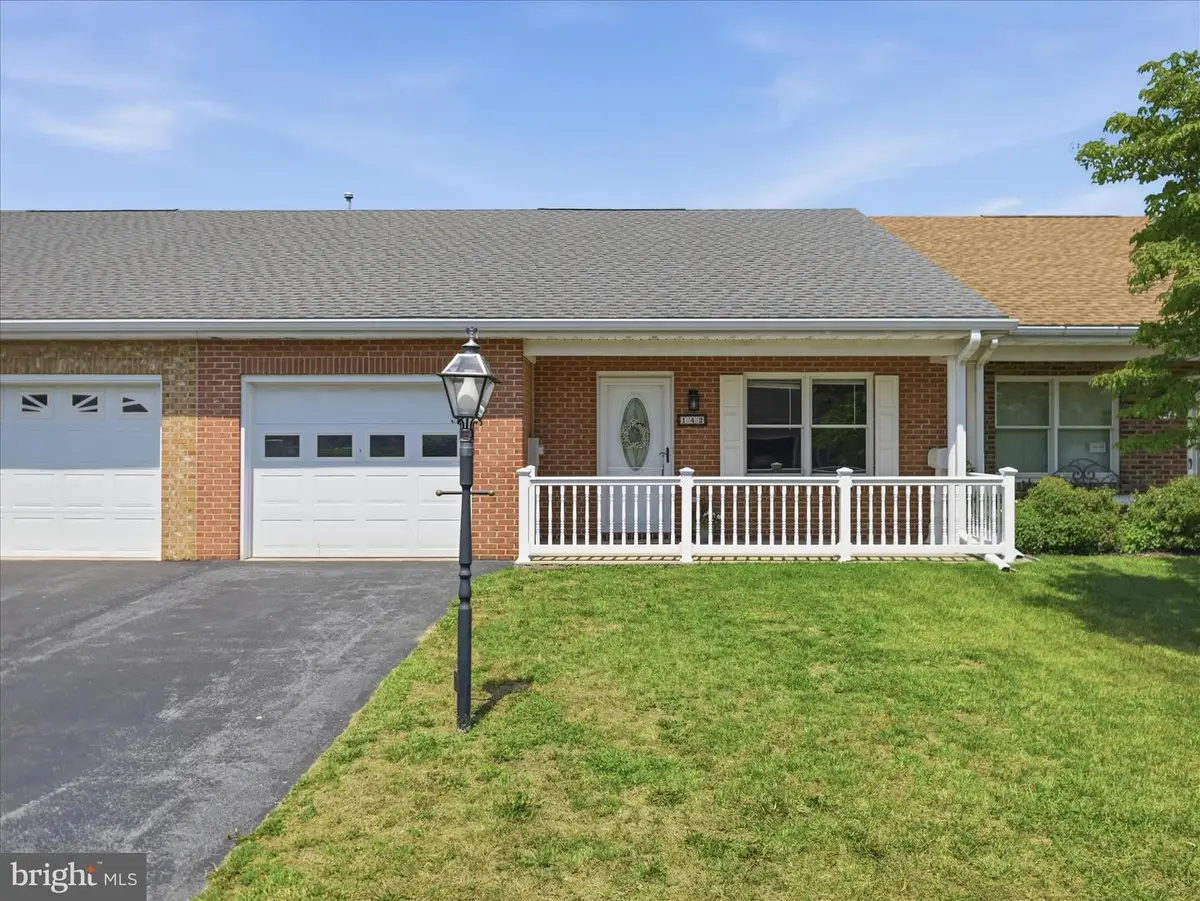 142 Sunflower Dr, Hagerstown, MD 21740 - #1