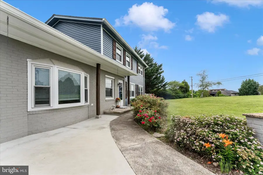 301 Lanafield Dr, Boonsboro, MD 21713 - #3