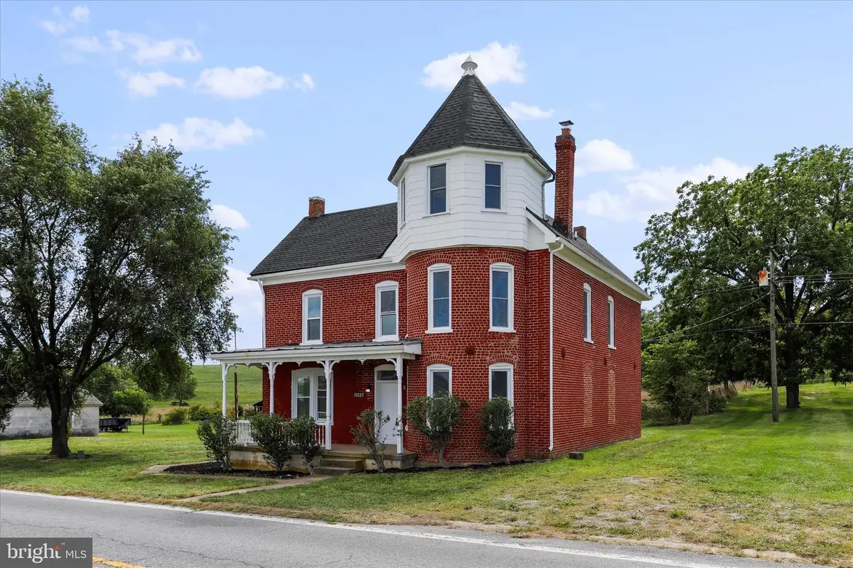 15225 Fairview Rd, Clear Spring, MD 21722 - #1