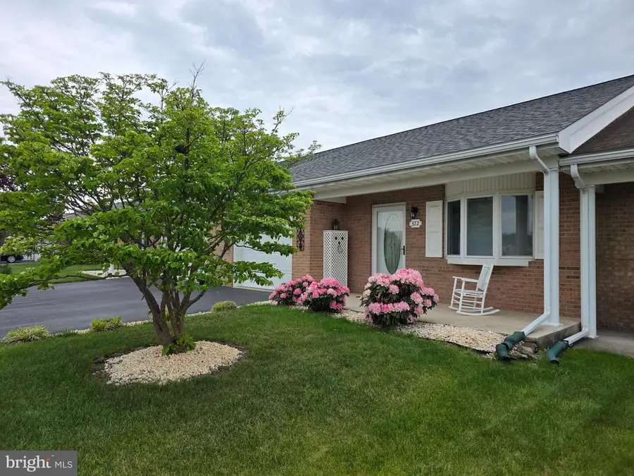 372 Winding Oak Dr, Hagerstown, MD 21740 - #3