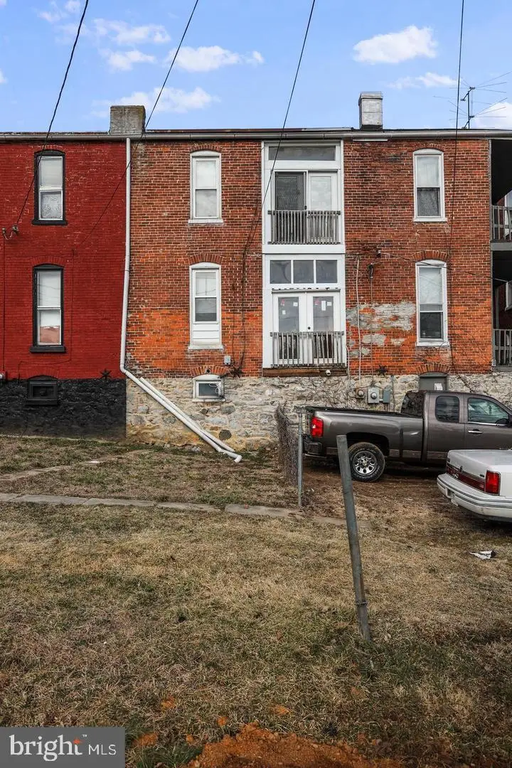 210 N Locust St N, Hagerstown, MD 21740 - #3