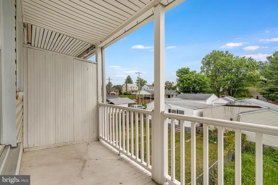914 Salem Ave, Hagerstown, MD 21740 - #3