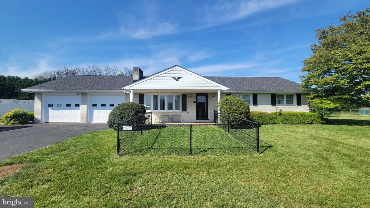 16118 Lappans Rd, Williamsport, MD 21795 - #1