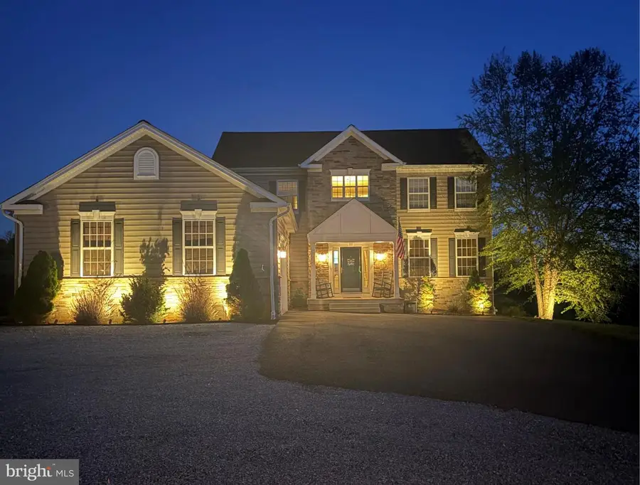 20907 Mount Aetna Rd, Hagerstown, MD 21742 - #2