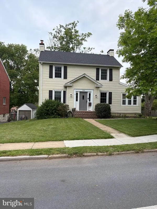 200 Irvin Ave, HAGERSTOWN, MD 21740