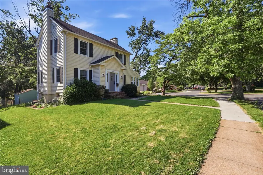 200 E Irvin Ave, Hagerstown, MD 21740 - #2