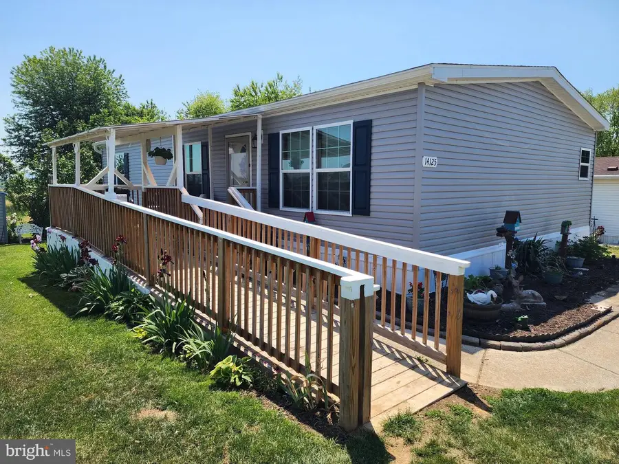 14125 Zinnia Ln, Hagerstown, MD 21742 - #2