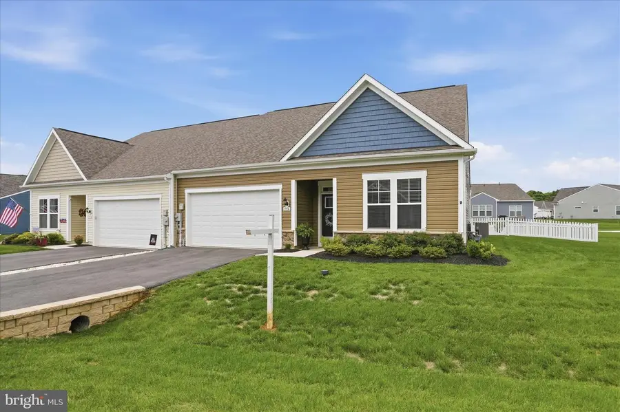 19536 Cosmos St, Hagerstown, MD 21742 - #2