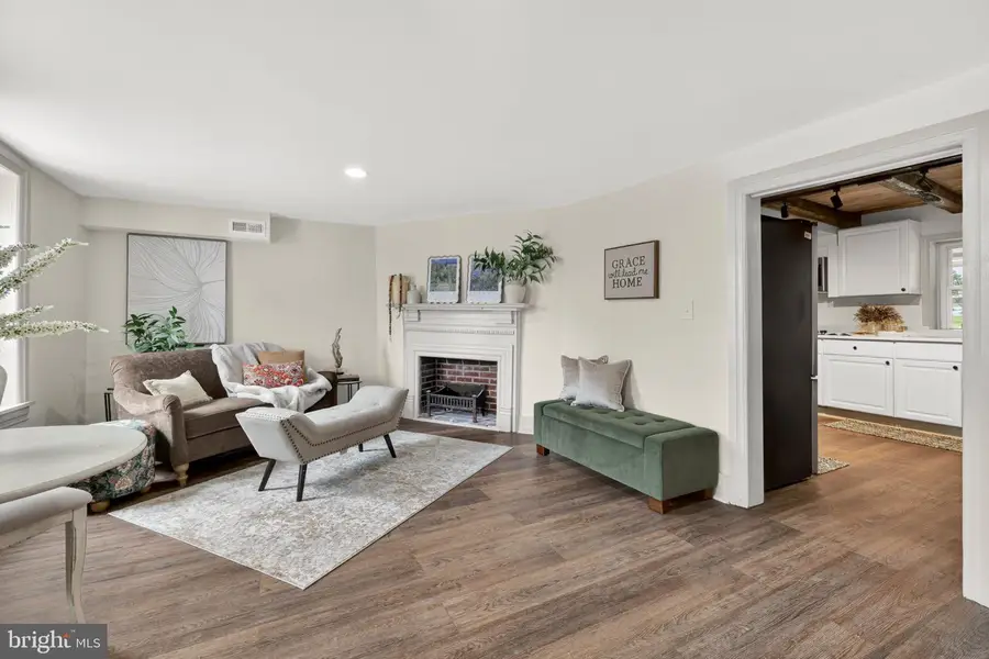 105 N Mechanic St, Sharpsburg, MD 21782 - #3
