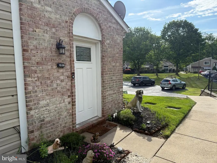 1538 Kensington Dr, Hagerstown, MD 21742 - #2