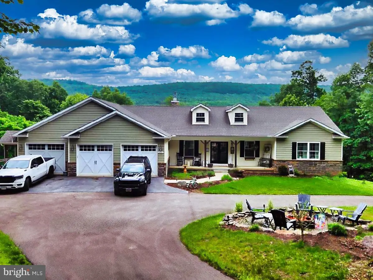 3310 Hawks Hill Ln, Keedysville, MD 21756 - #1
