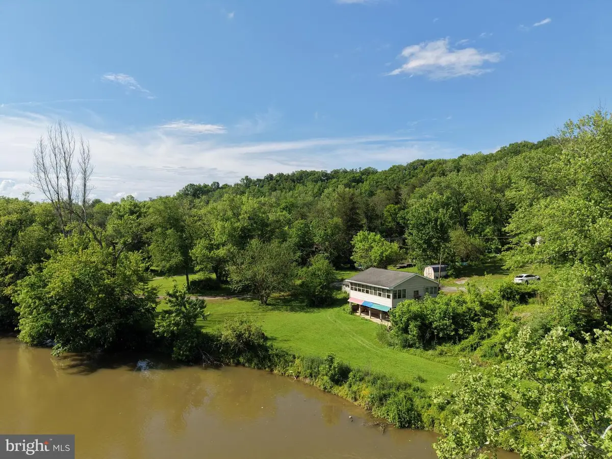 13726 Hopps Landing Rd, Hagerstown, MD 21740 - #1