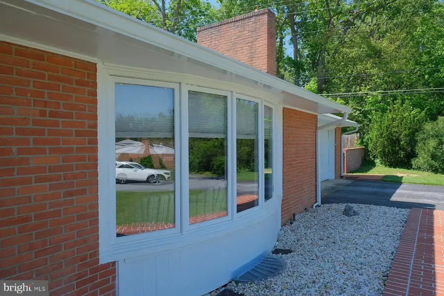13324 Hickory Hill Rd, Hagerstown, MD 21742 - #2