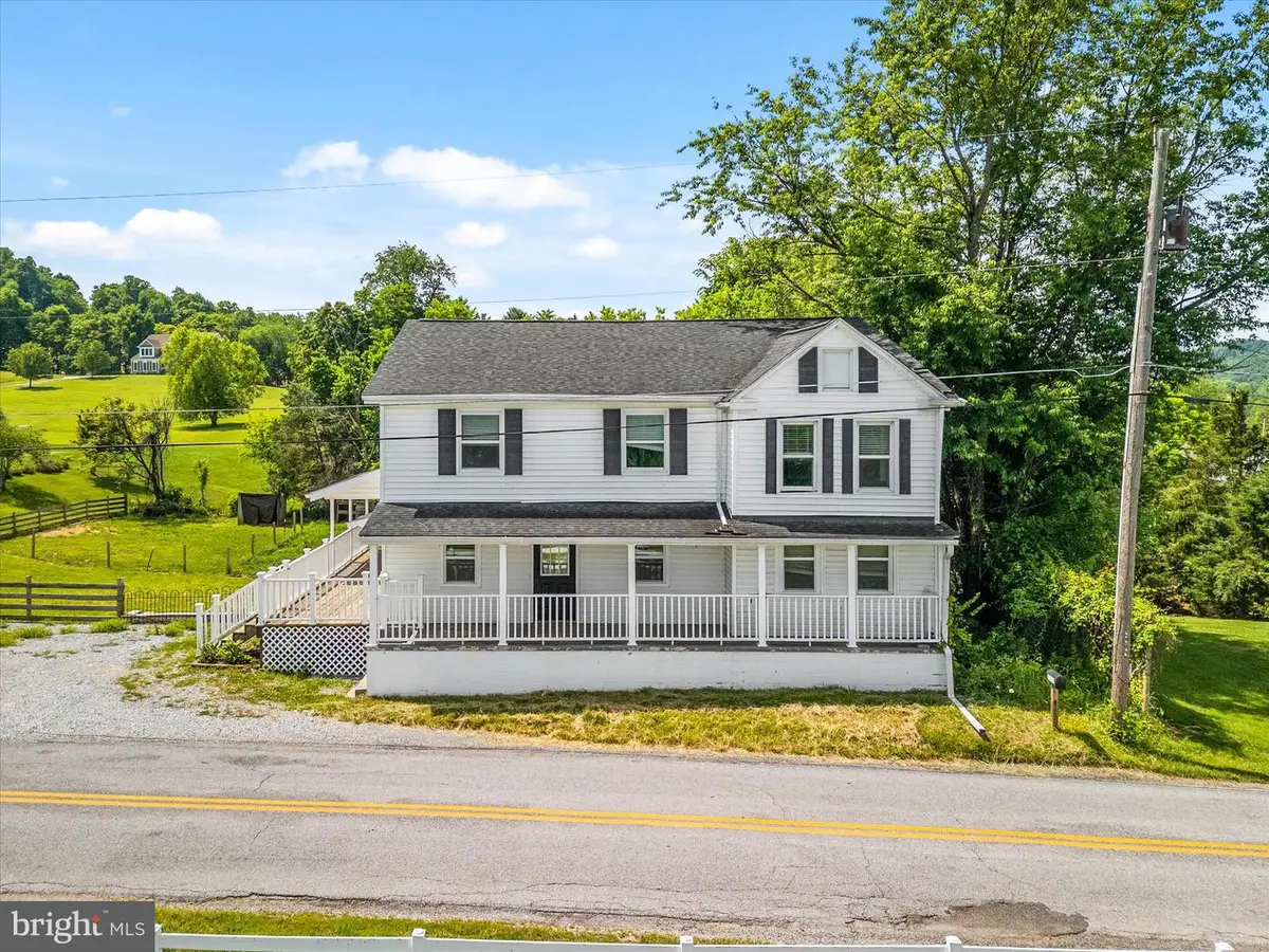 20219 Locust Grove Rd, Rohrersville, MD 21779 - #1