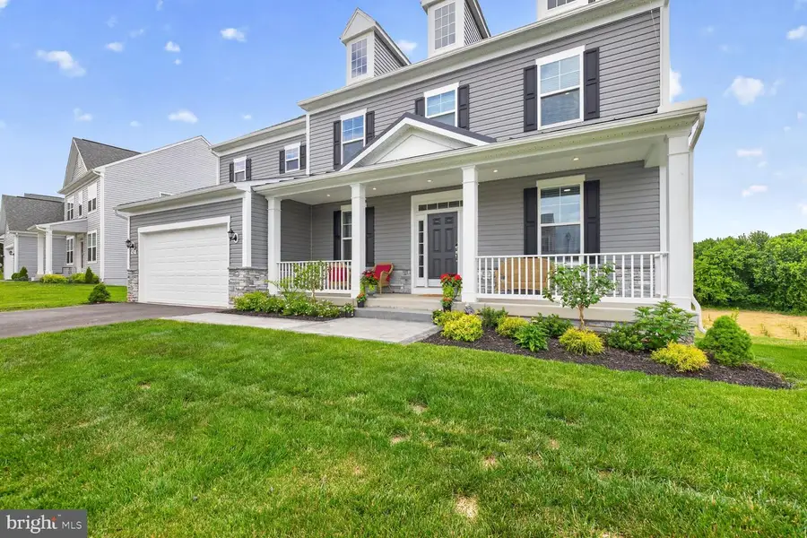 9425 Alloway Dr, Hagerstown, MD 21740 - #2