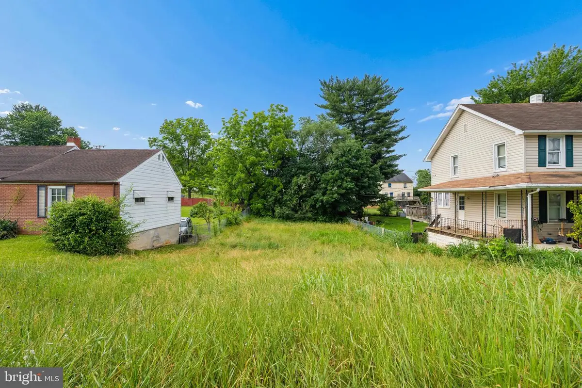 741-743 Medway Rd, Hagerstown, MD 21740 - #1