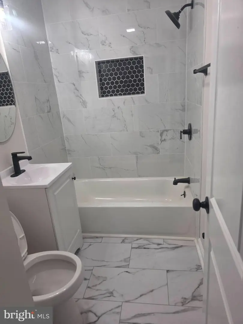 11006 Decker Ave, Hagerstown, MD 21740 - #2
