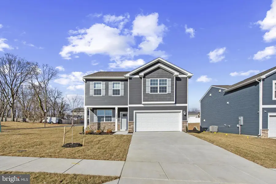 636 Armstrong Ave, Hagerstown, MD 21740 - #2