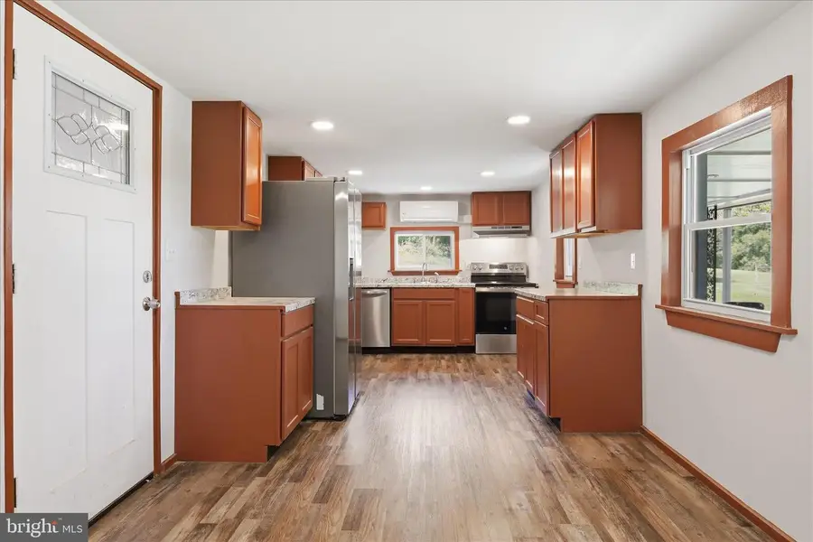 6340 Coffman Farms Rd, Keedysville, MD 21756 - #2