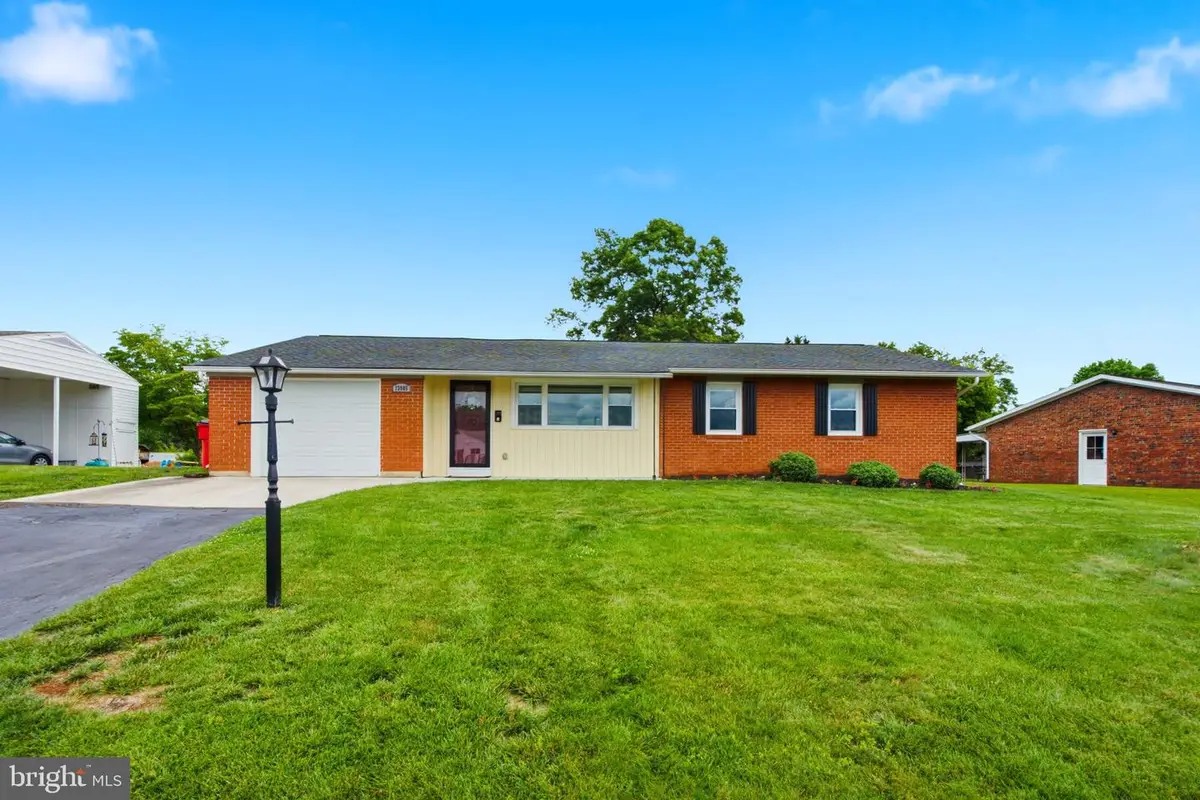 13905 N Meadow Rd, Hagerstown, MD 21742 - #1