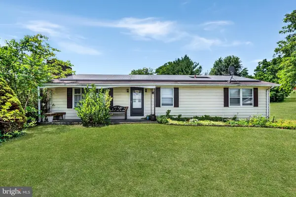 49 N Main St N, SMITHSBURG, MD 21783