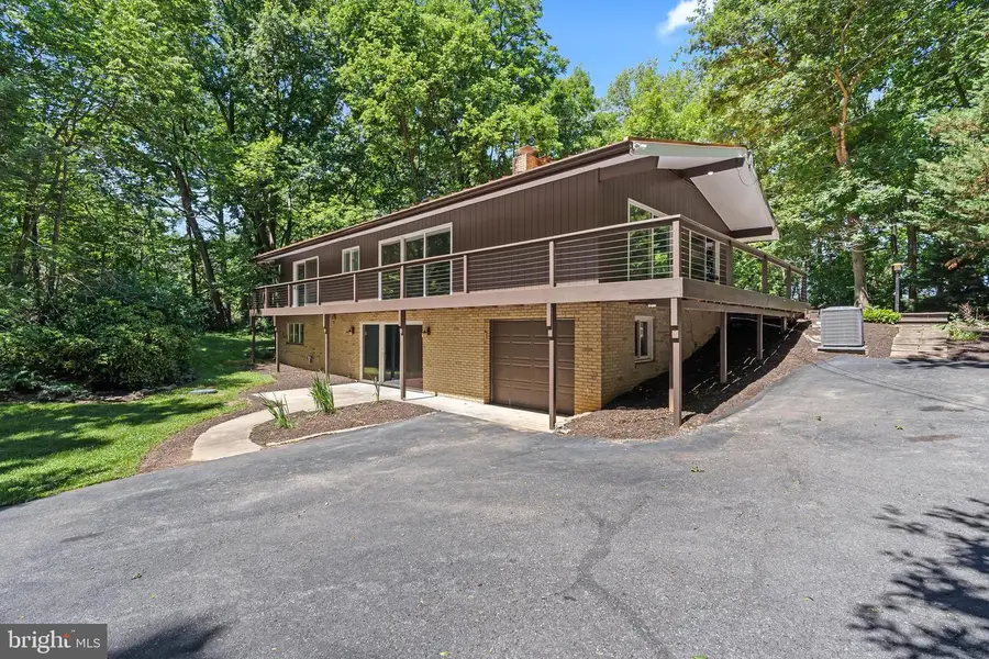 9838 Garis Shop Rd, Hagerstown, MD 21740 - #3