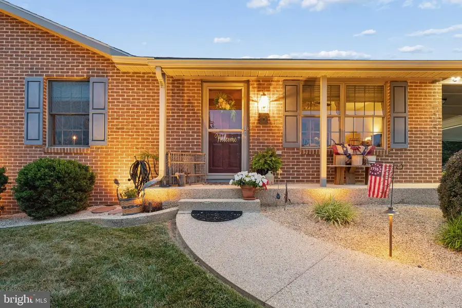 429 Chartridge Dr, Hagerstown, MD 21742 - #3