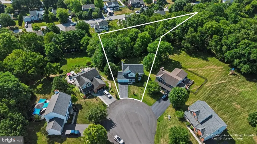 1949 Winston Dr, Hagerstown, MD 21740 - #2
