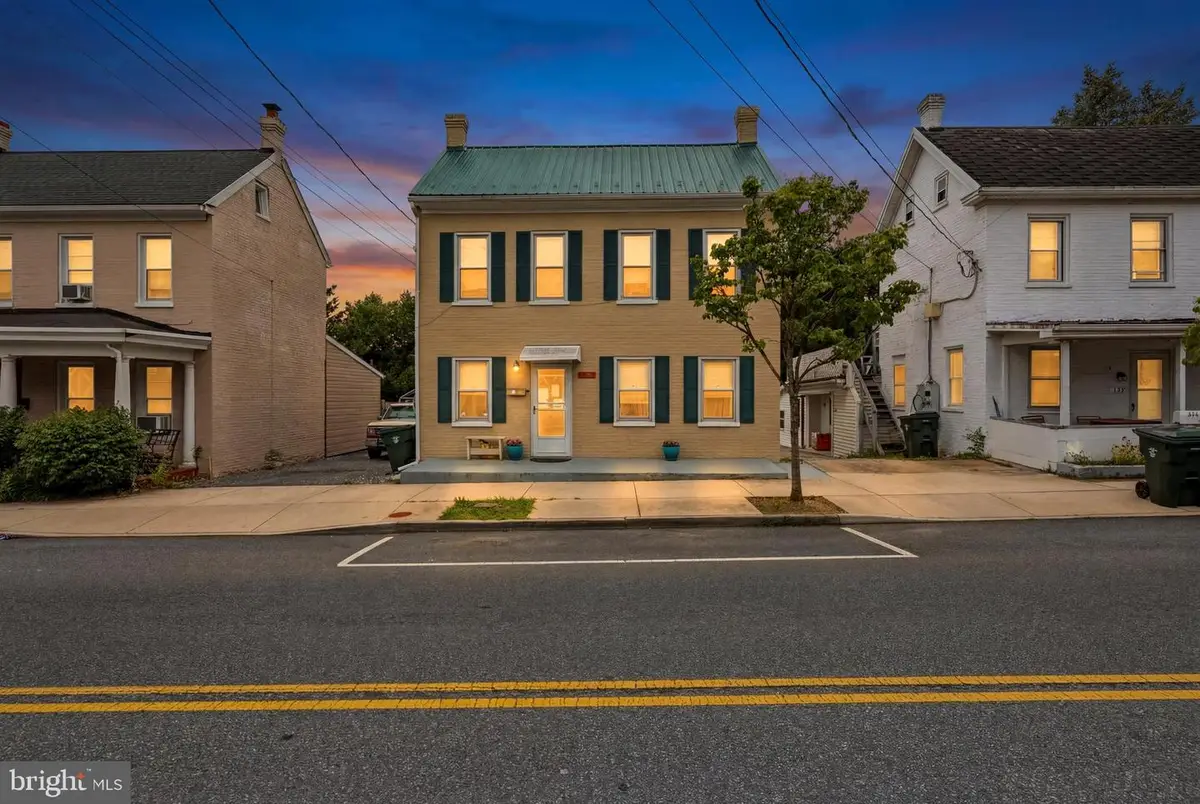 331 Jefferson St, Hagerstown, MD 21740 - #1