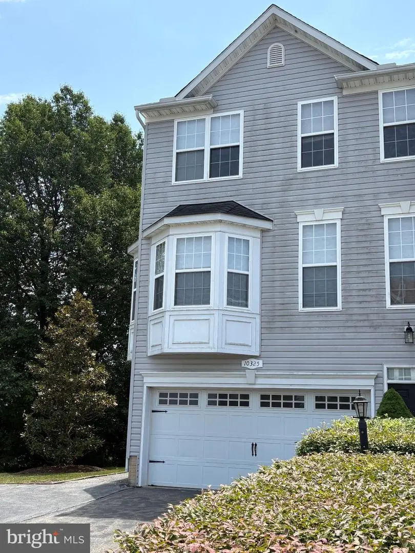 10325 Lantern Ln, Hagerstown, MD 21740 - #2