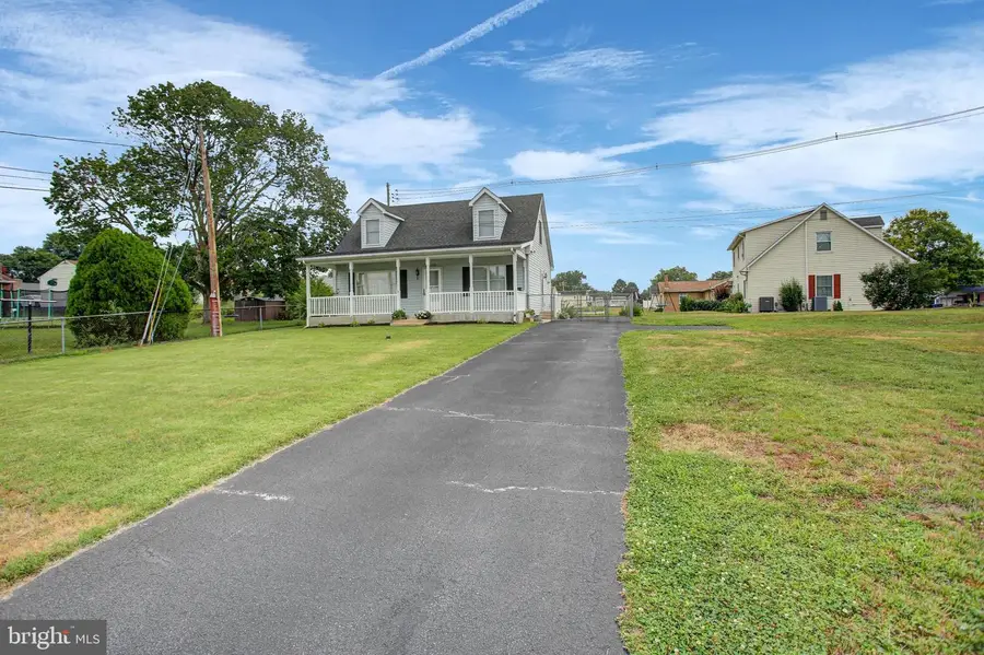 17203 Amber Dr, Hagerstown, MD 21740 - #3