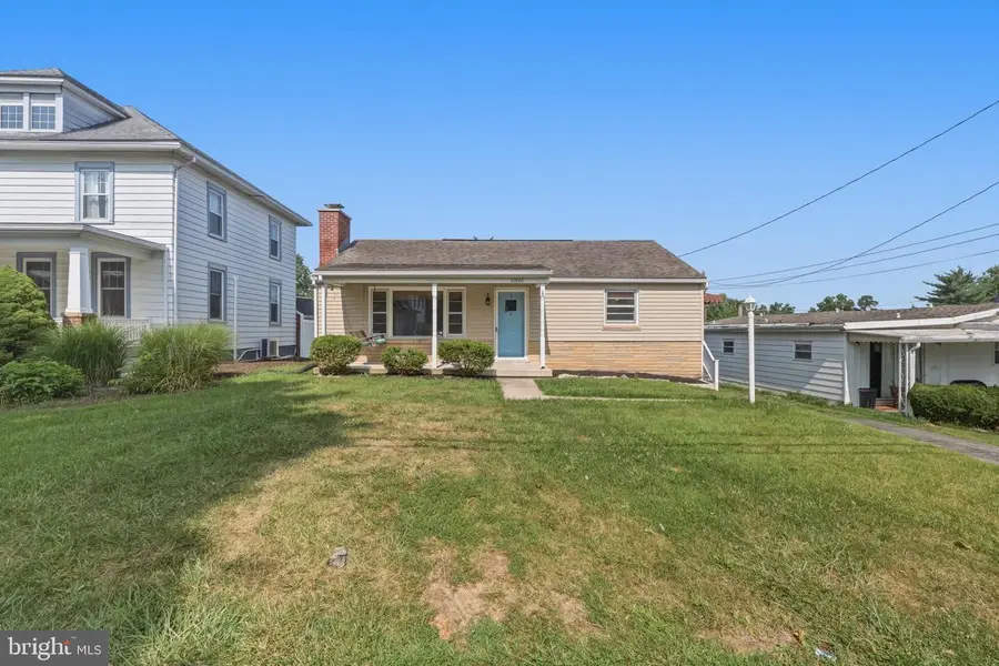 10920 Bower Ave, Hagerstown, MD 21740 - #2