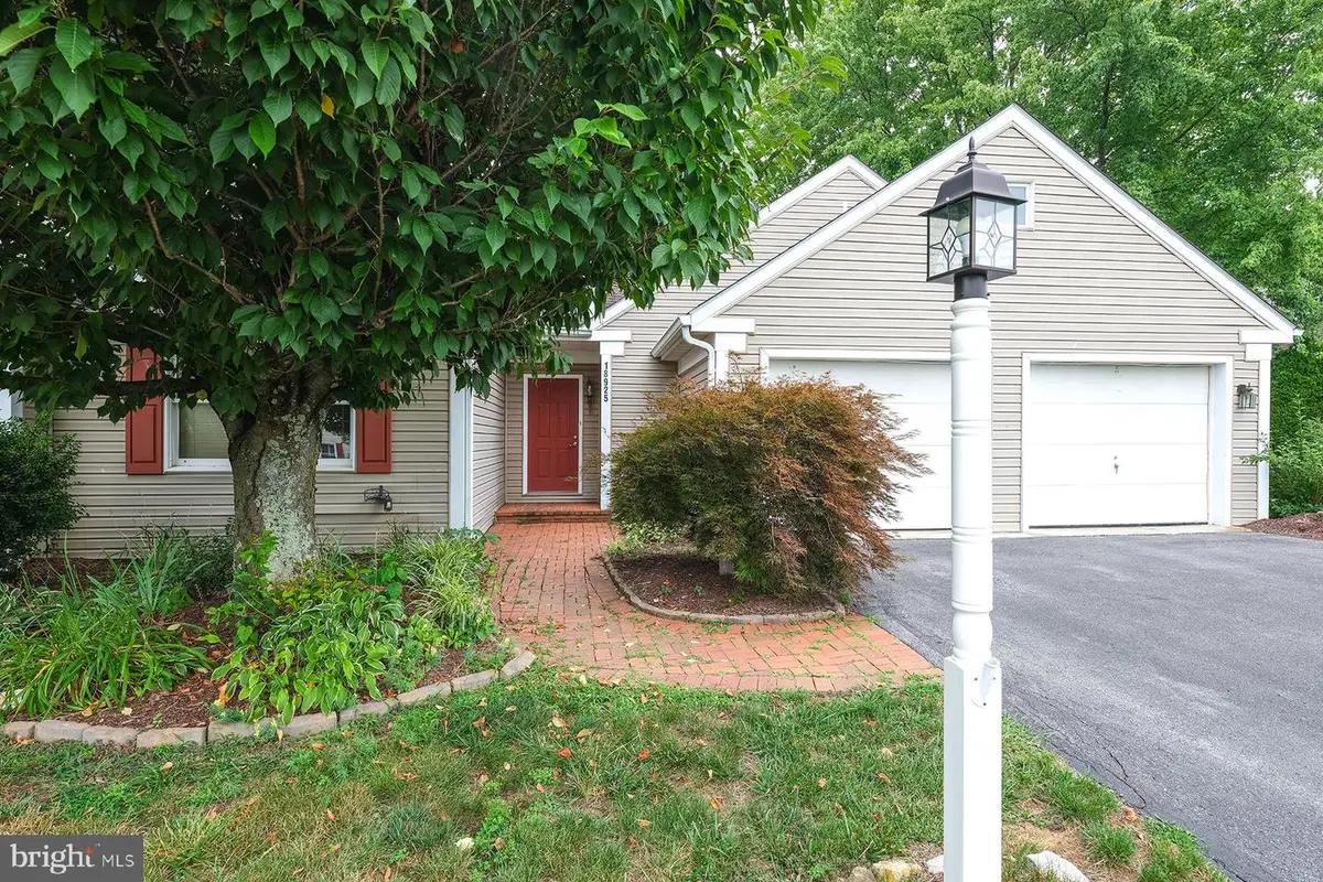 18925 Dover Dr, Hagerstown, MD 21742 - #1
