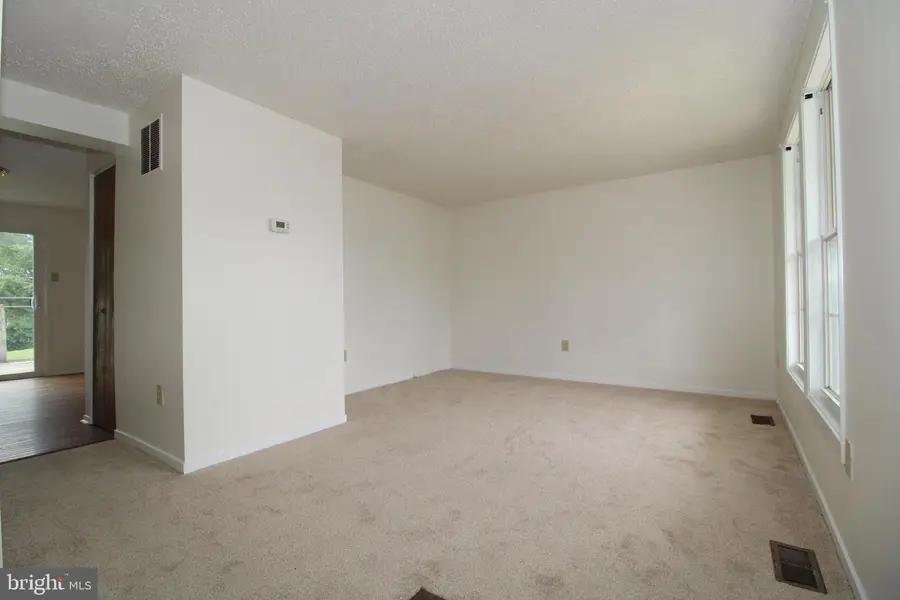 1524 Violet Dr, Hagerstown, MD 21740 - #2