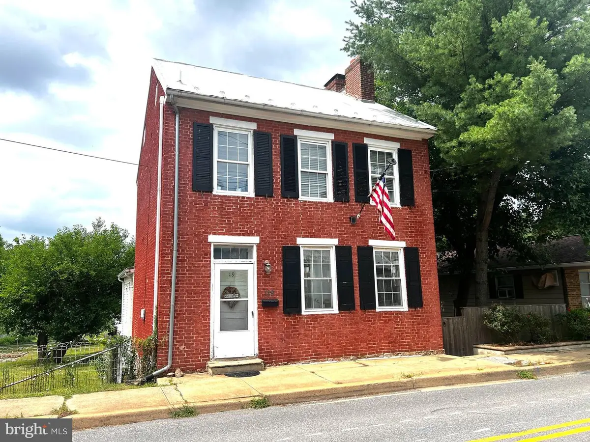 119 Potomac St, Boonsboro, MD 21713 - #1