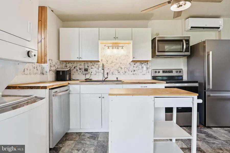 12527 Rockdale Rd, Clear Spring, MD 21722 - #3