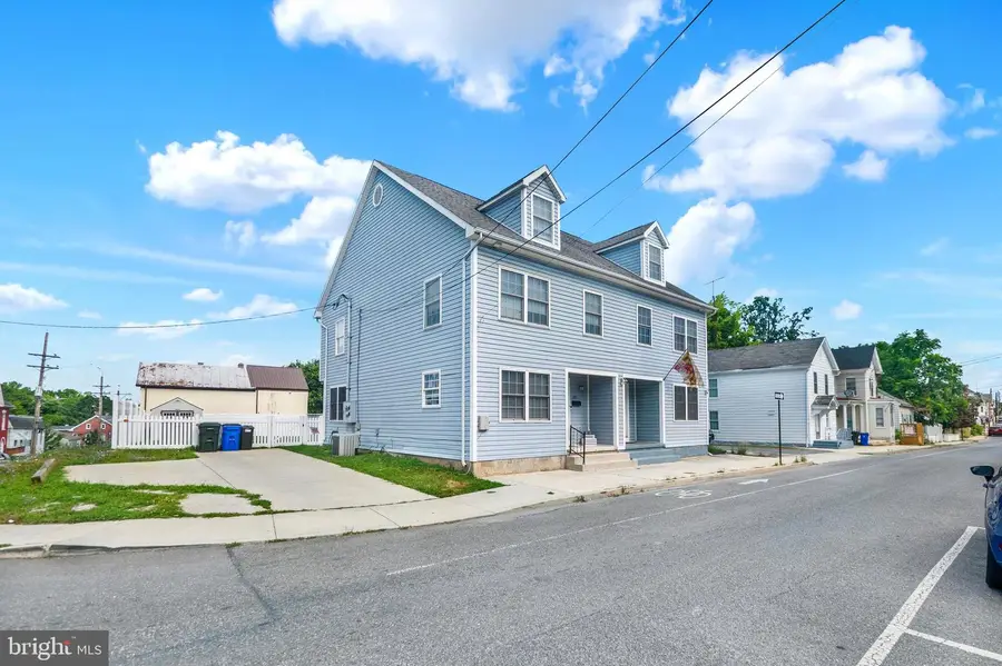 205 N Cannon Ave, Hagerstown, MD 21740 - #2