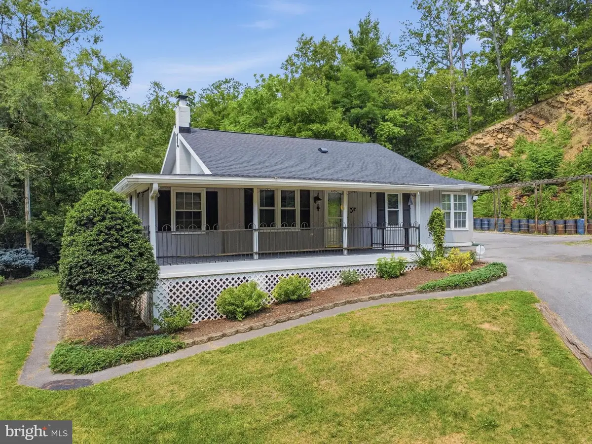 11733 Snug Harbor Ln, Williamsport, MD 21795 - #1