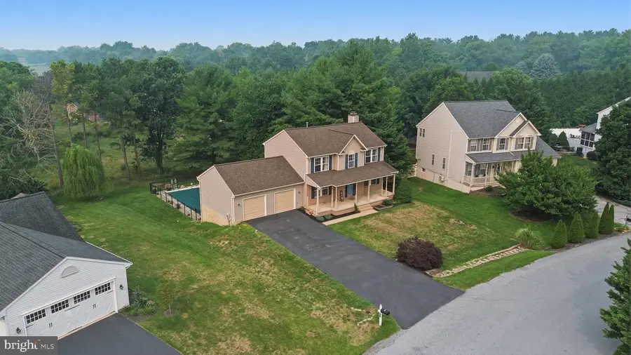 419 Links View Dr, Hagerstown, MD 21740 - #2