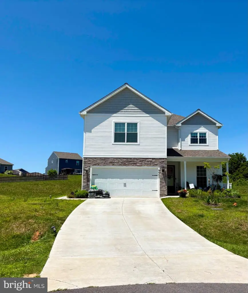 9907 Roulette Dr, Hagerstown, MD 21740 - #1