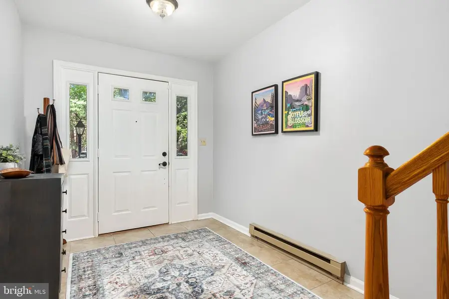 1006 Lindsay Ln, Hagerstown, MD 21742 - #3