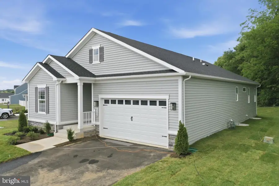 19004 Amesbury Rd, Hagerstown, MD 21742 - #3
