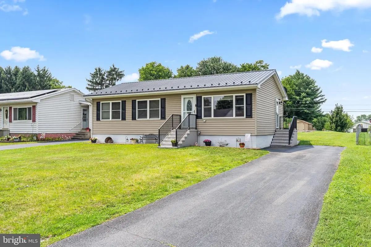12312 Richwood Dr, Hagerstown, MD 21740 - #1