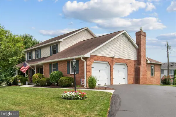 12927 The Terrace, HAGERSTOWN, MD 21742