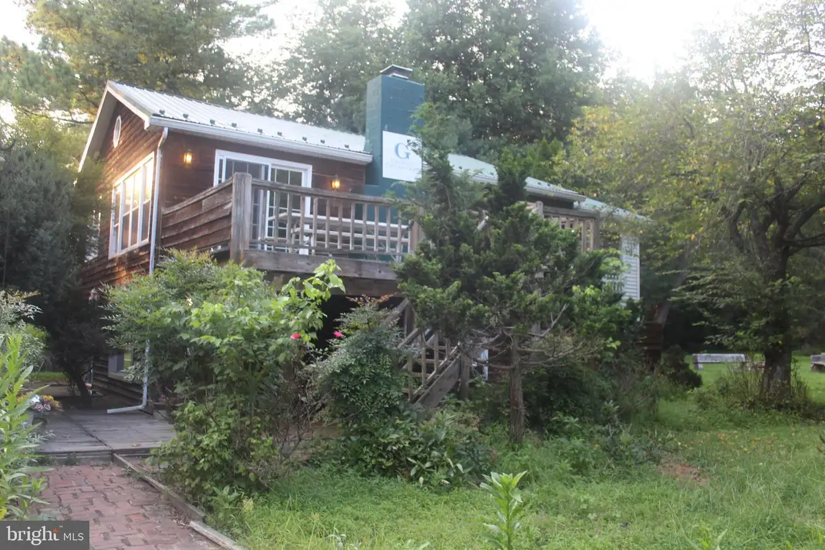 17220 Taylors Landing Rd, Sharpsburg, MD 21782 - #1