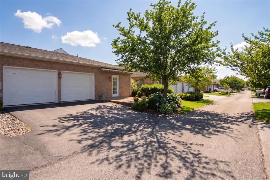 1845 Meridian Dr, Hagerstown, MD 21742 - #3