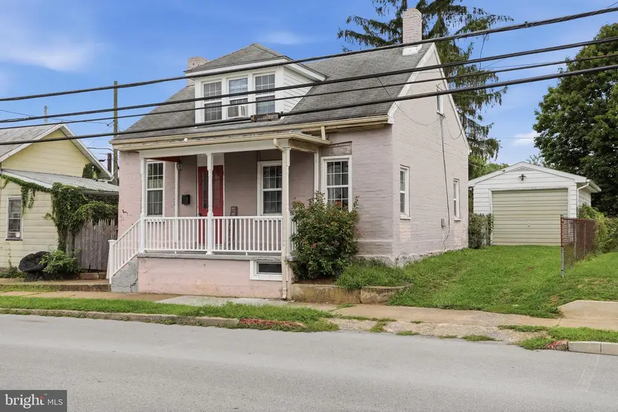 105 S Artizan St, Williamsport, MD 21795 - #3