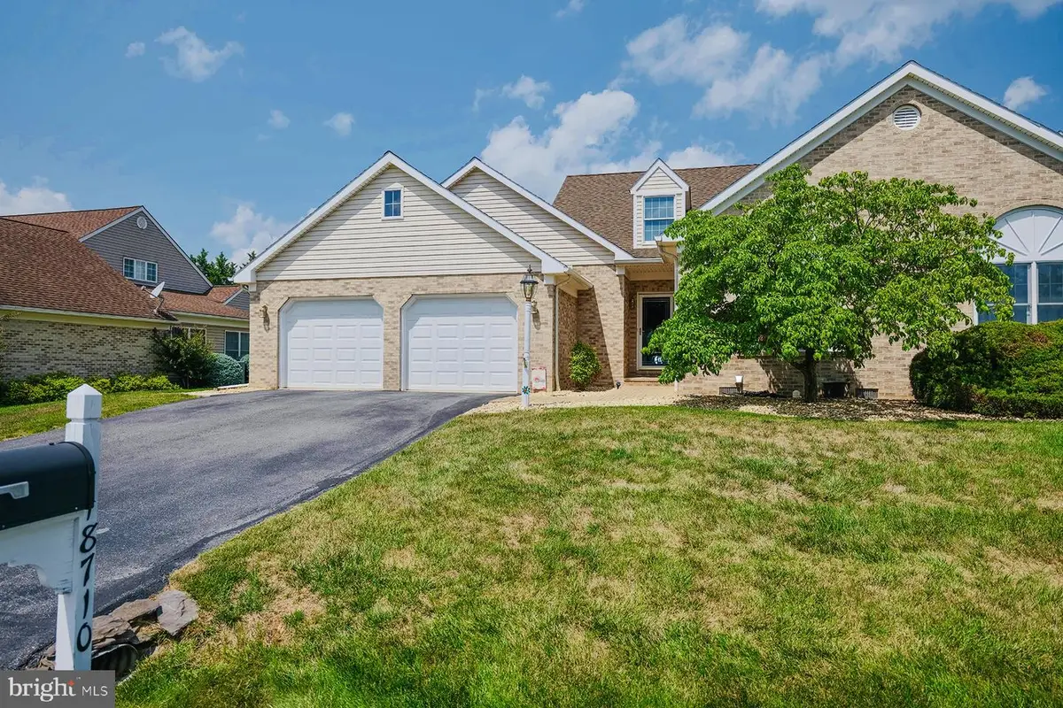 18710 Dover Dr, Hagerstown, MD 21742 - #1
