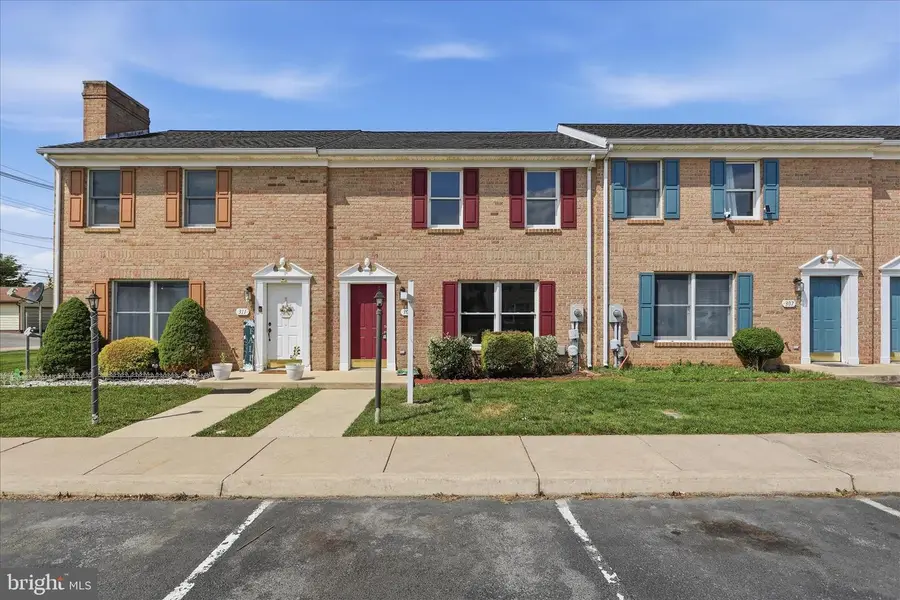 309 E Ridge Dr, Hagerstown, MD 21740 - #2