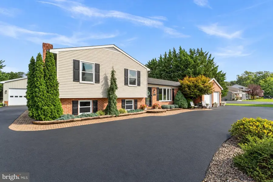 12826 Greensburg Rd, Smithsburg, MD 21783 - #3